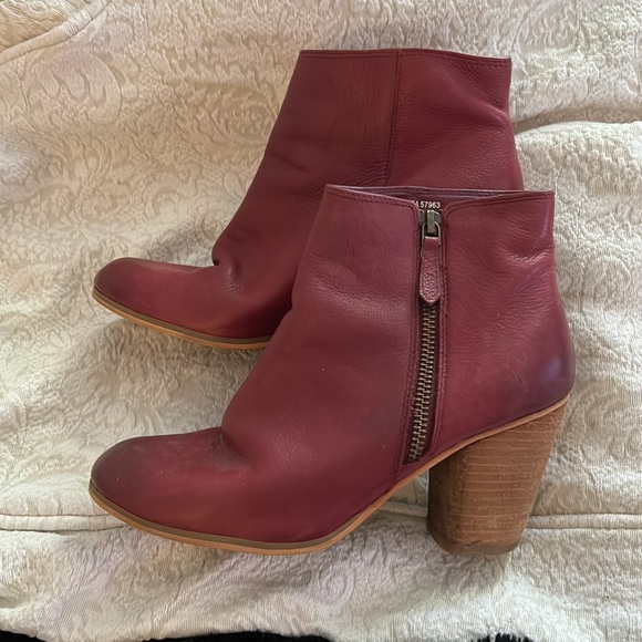 BP Red Booties - Picture 6 of 6